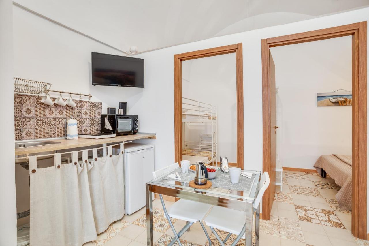 דירות פולינאנו א מארה Tiny House 21 Bright Aparment מראה חיצוני תמונה