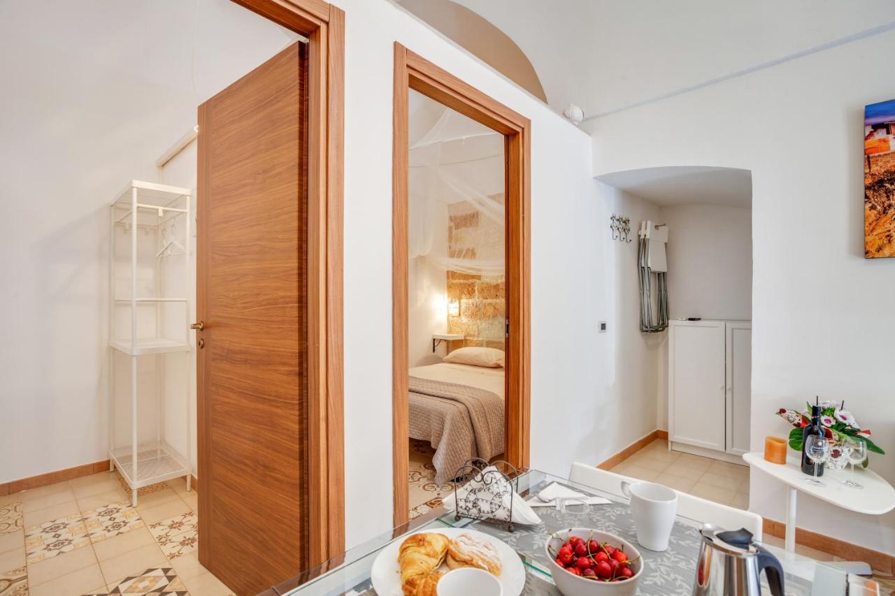 דירות פולינאנו א מארה Tiny House 21 Bright Aparment מראה חיצוני תמונה