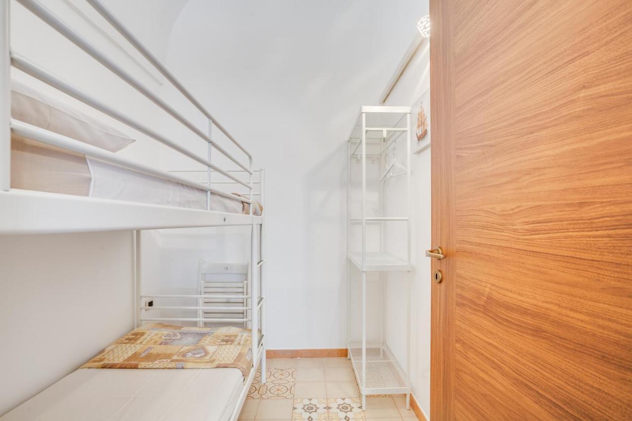 דירות פולינאנו א מארה Tiny House 21 Bright Aparment מראה חיצוני תמונה